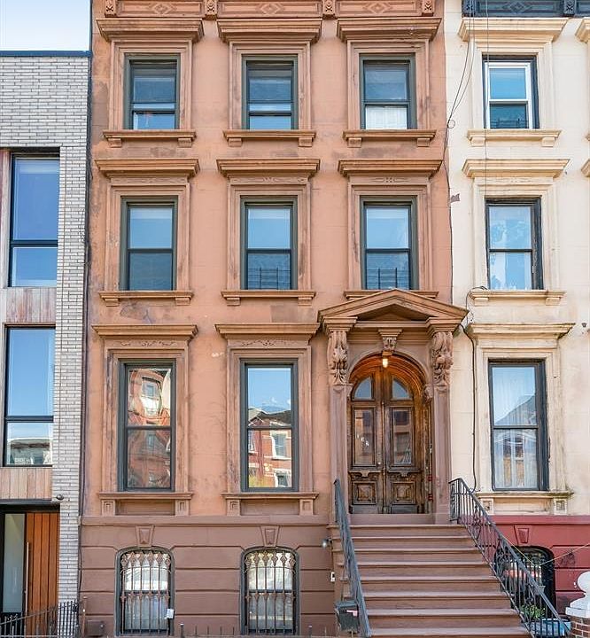 1st image of 132 Quincy St