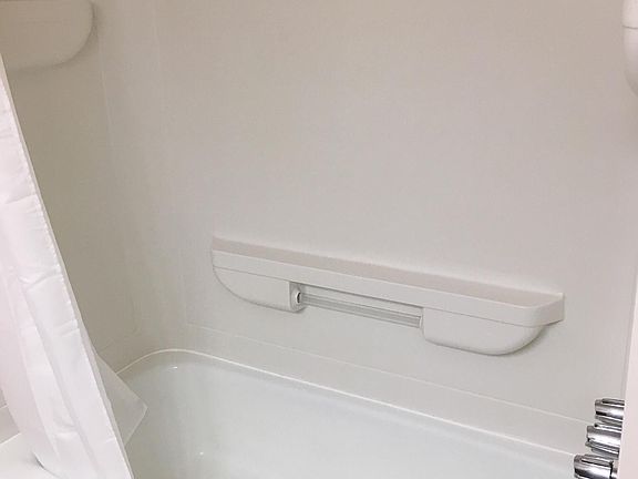3rd image of 2055 Bryn Mawr Dr
