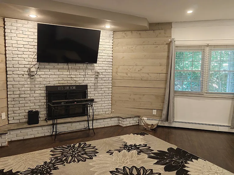 6 Howe Ct — Photo 4