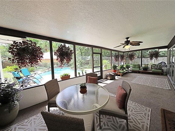 3rd image of 244 E Hornbeam Dr