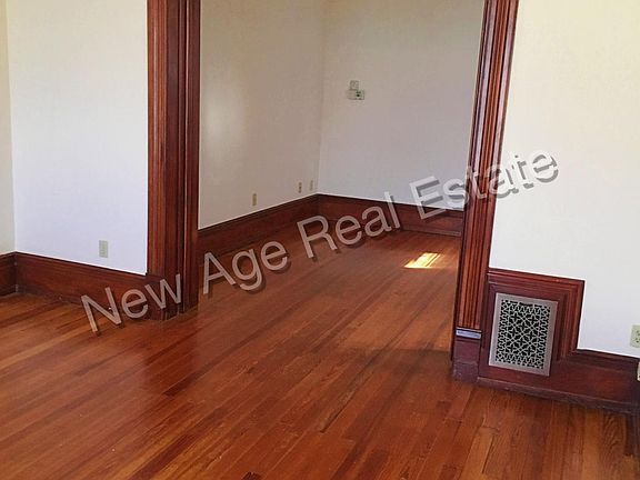 3rd image of 1272 Columbine St APT B