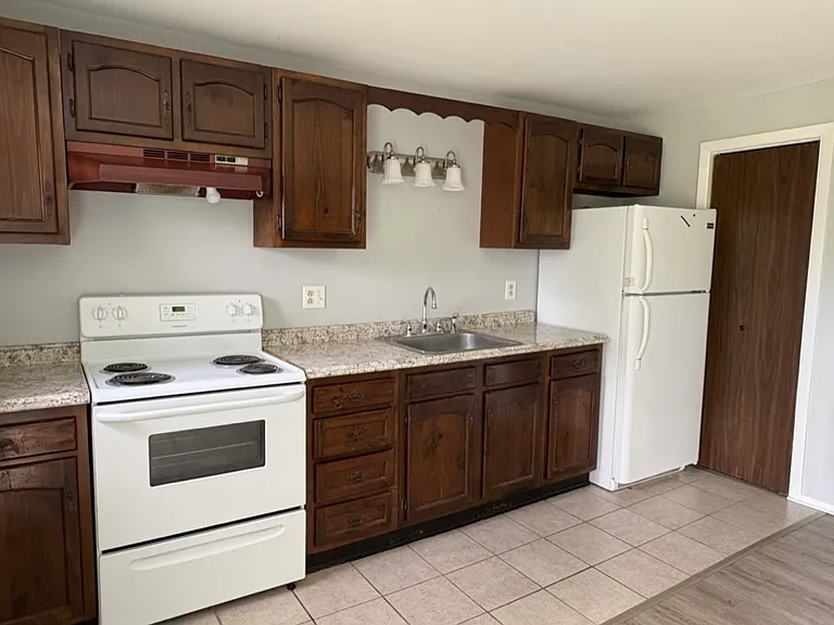 207 Highland Ave #1 — Photo 1