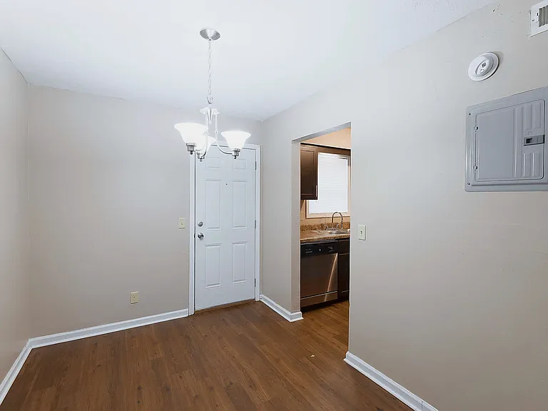 Virginia Terrace — Photo 9