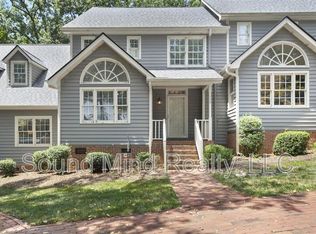 112 Lomond Ln, Cary, NC 27518