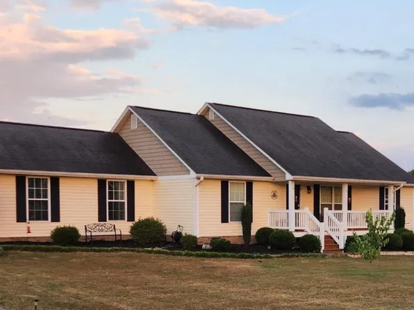 140 NE Joshua Way, Calhoun, GA 30701