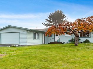 1090 Fritz Rd, McKinleyville, CA 95519