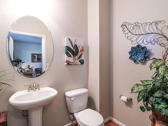 main floor half bath/guest bath