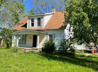 708 W Elm St, Bath, IL 62655