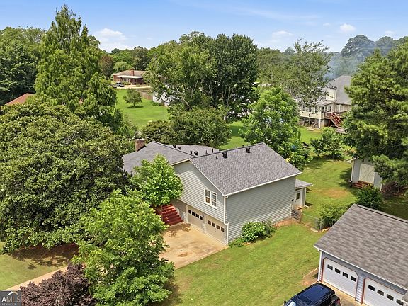 4th image of 1251 Eli Ln