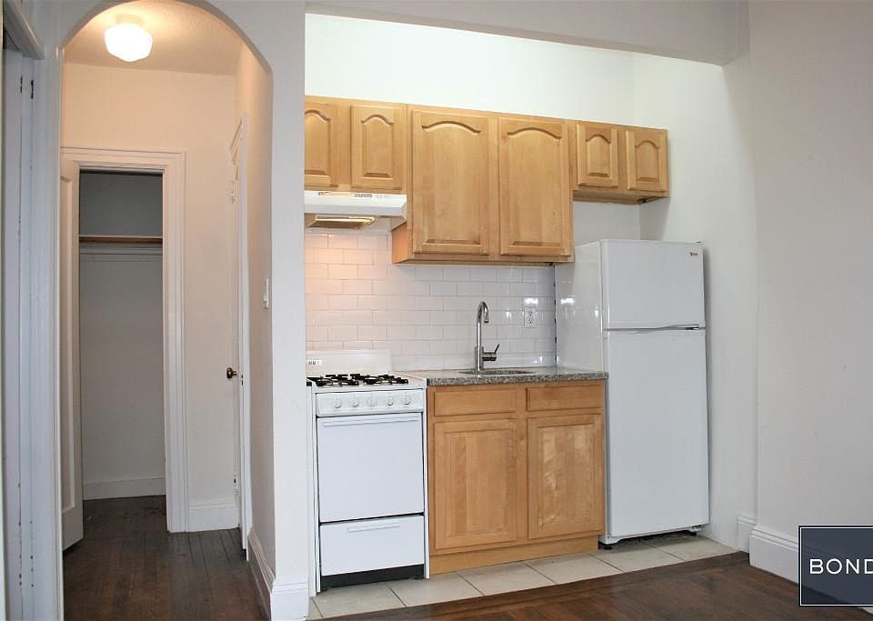 1st image of 453 W 56th St APT 4A