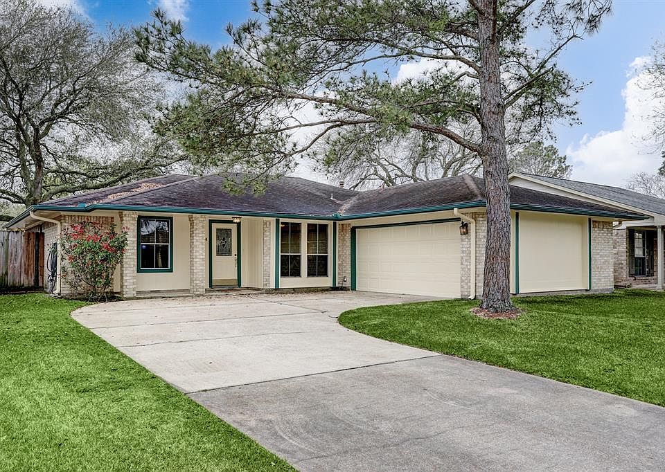 1st image of 334 Elder Glen Dr