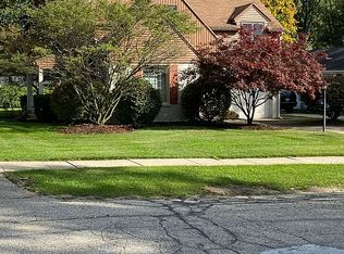 1017 Lamberton St NE, Grand Rapids, MI