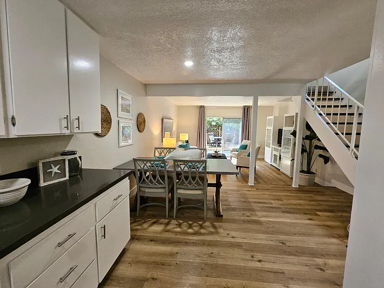 33901 Copper Lantern St — Photo 3