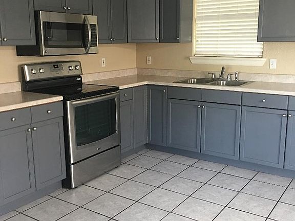 3rd image of 2236 Cantera Cir