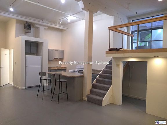 3rd image of 731 Florida St Unit 103