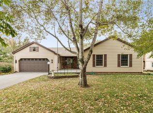 3234 Skyline Dr, Des moines, IA 50310