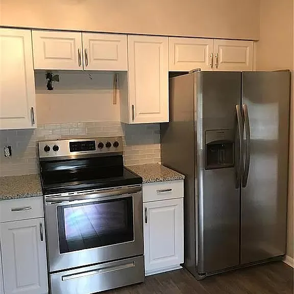 930 S Apopka Ave — Photo 3