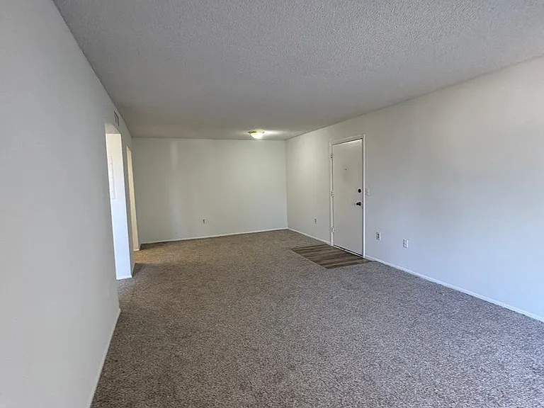 944 Lake Destiny Rd #E — Photo 7