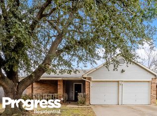 5402 Boxelder Dr, Arlington, TX 76018