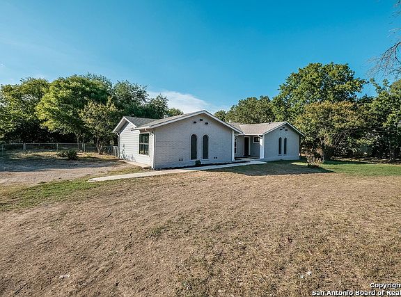 4th image of 7719 Green Glen Dr