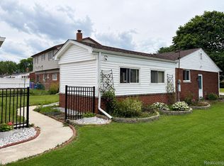 33564 Vista Way, Fraser, MI 48026