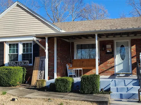 311 Riverview Blvd, Chester, IL 62233