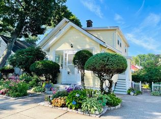 16 Libbey St, West Roxbury, MA 02132