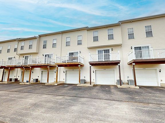 3rd image of 5288 Royal Arch Cascade Dr