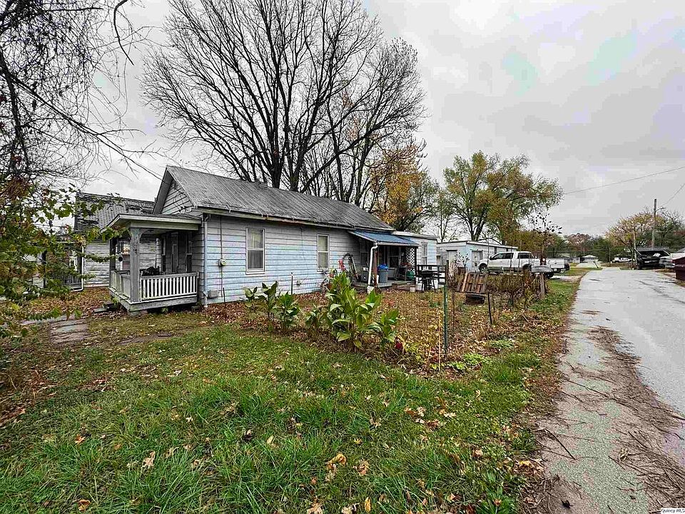 2nd image of 1610 N 4th St