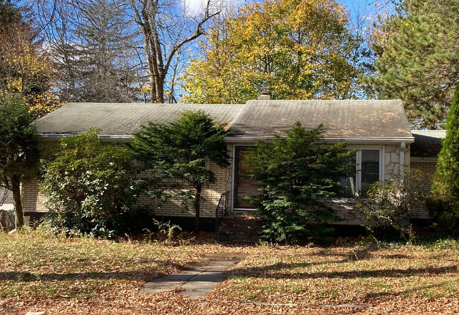 56 Loxwood St, Worcester, MA 01604 Zillow