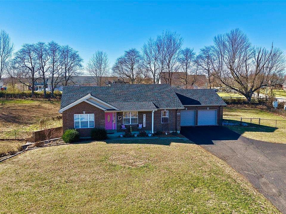 1st image of 1895 Thomas Rd