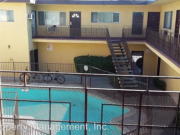 2nd image of 8744 Cedros Ave APT 20