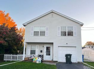 18 Brookfield Ave, Woodbridge, NJ