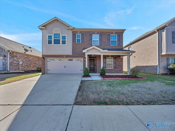 611 Cove Water Ln NW, Madison, AL 35757