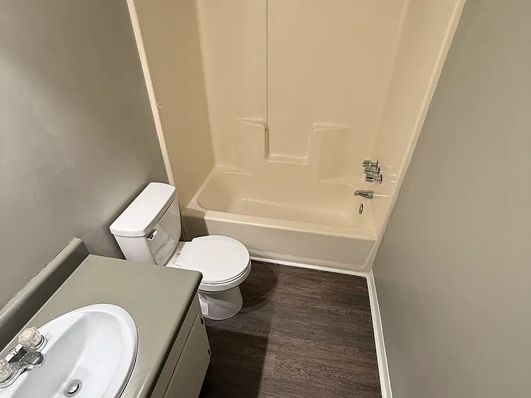 2906 Tyndall Dr — Photo 12