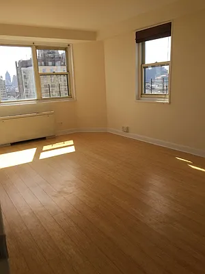 Rented by Compass | media 23