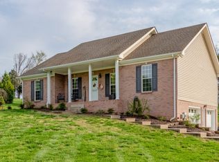 3976 Lakewood Dr, Clarksville, TN 37043