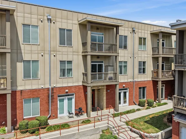 817 Flynn St #304, Chattanooga, TN 37403