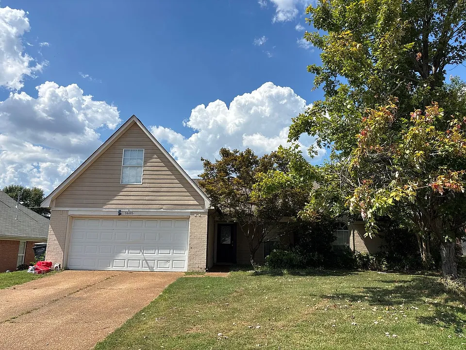 1605 Far Dr