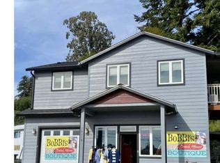 16319 Lower Harbor Rd, Brookings, OR 97415