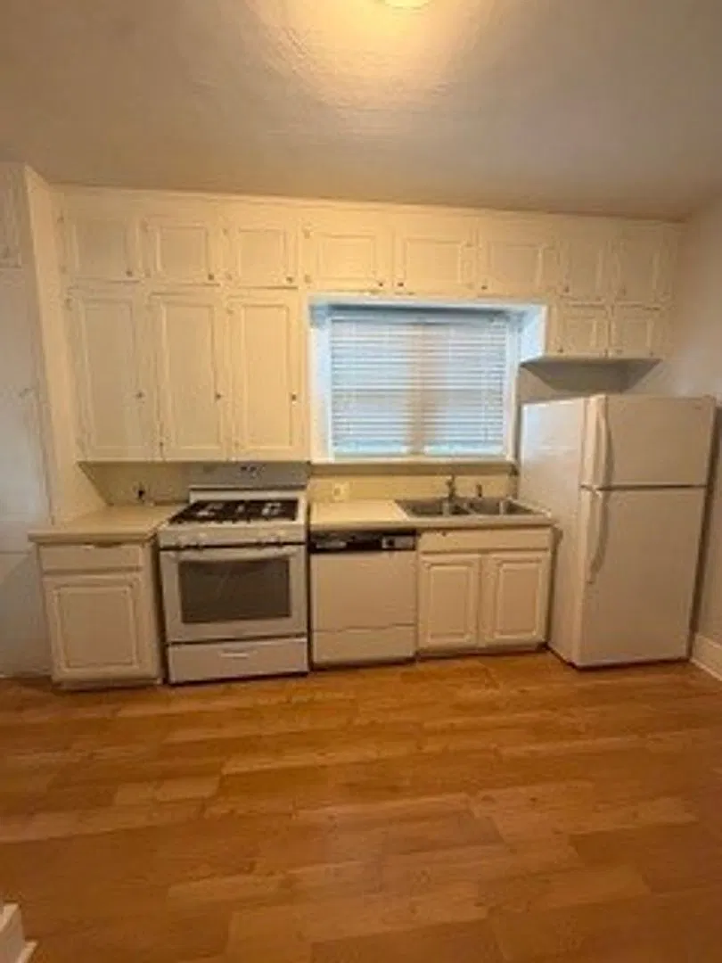 2305 Pine Lake Ave — Photo 2