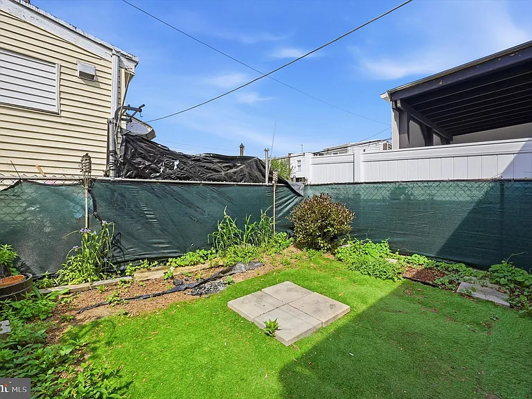 4814 Devereaux St — Photo 8