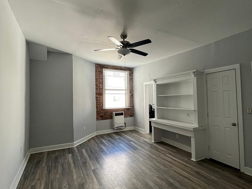 1st image of 1833 S Main St #323