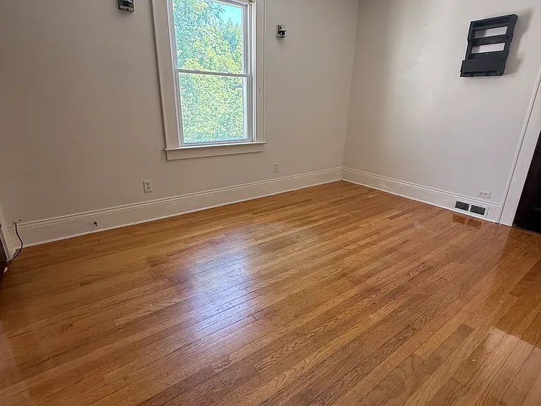 1029 Ackerman Ave #2 — Photo 6