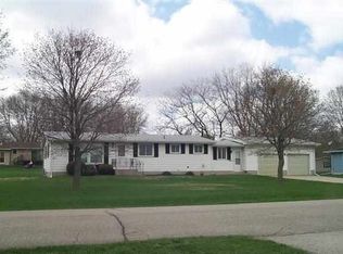 35 Circle Ter, Manly, IA 50456