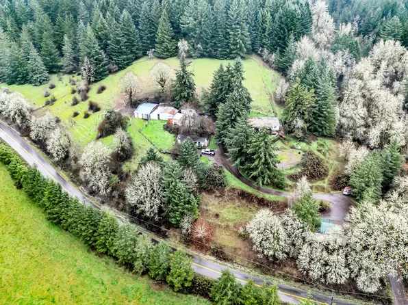 17600 NW Panther Creek Rd, Carlton, OR 97111