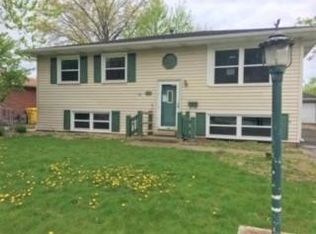 940 N Indiana St, Griffith, IN 46319