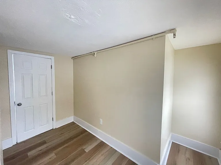 98 Main St #2 — Photo 16