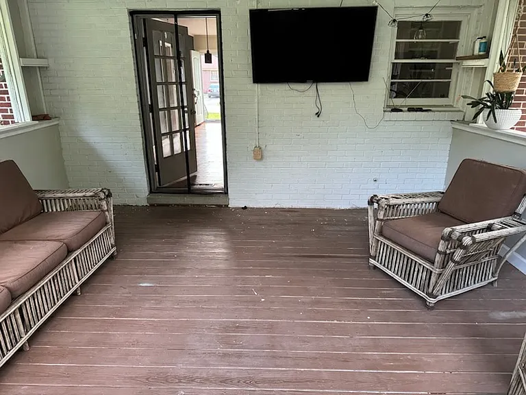 320 Cessna Ave — Photo 14