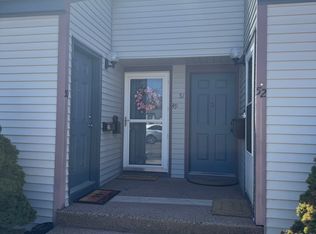 49 Candlewood Dr #49, South Windsor, CT 06074